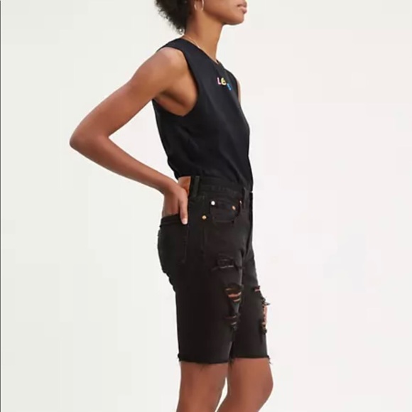 Levi’s High Waisted Jean Shorts - Picture 3 of 10